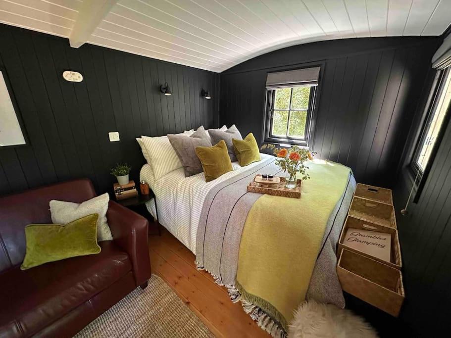 Cornwall Woodland Shepherd'S Hut - Dennis Hut Bodmin Εξωτερικό φωτογραφία